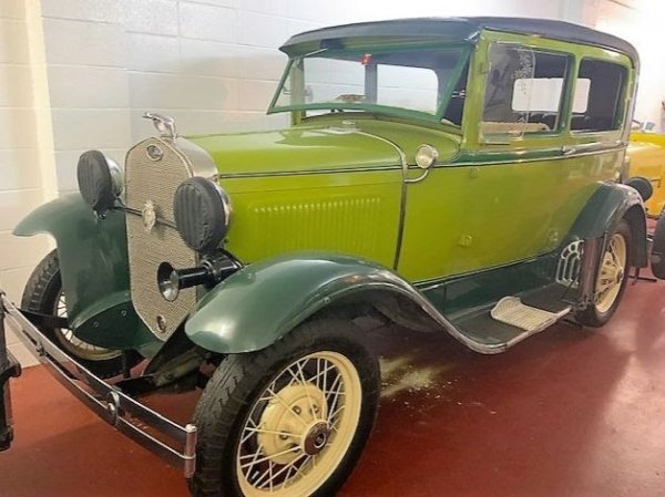 画像1: 1930 フォード モデルA Model 'A' Tudor.
