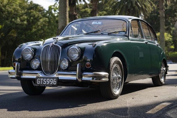 画像1: 1963 ジャガー Jaguar MK2 3.8